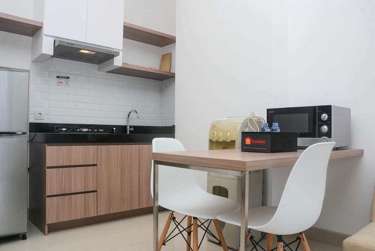Apartment Modern 1br At Ciputra World 2 By Travelio Jakarta