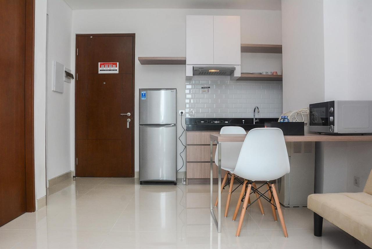 Modern 1br At Ciputra World 2 By Travelio Apartment