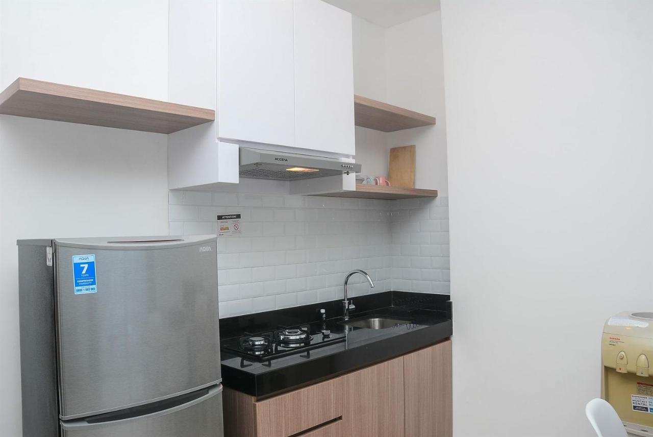 Modern 1br At Ciputra World 2 By Travelio Jakarta